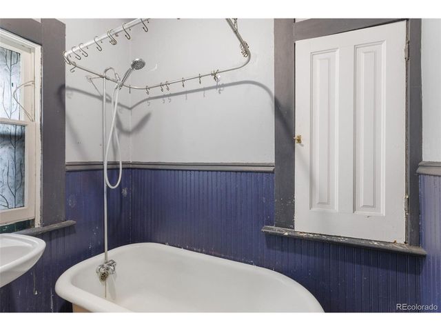 1552 Detroit St, Denver, CO 80206