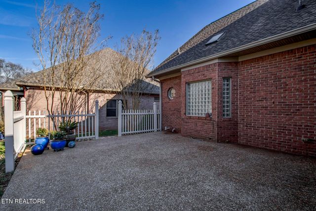 129 Kiowa Way, Loudon, TN 37774