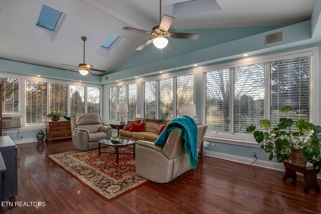 129 Kiowa Way, Loudon, TN 37774