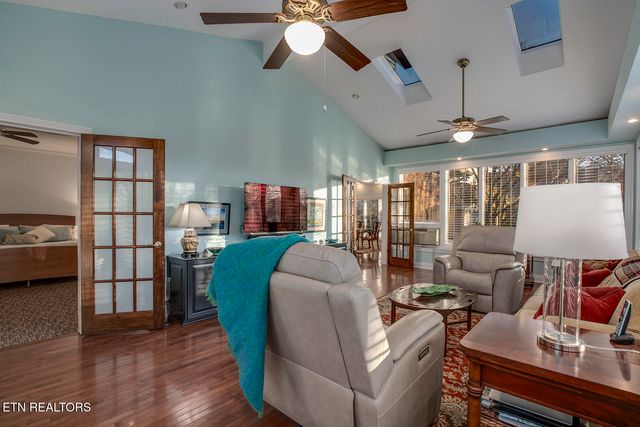 129 Kiowa Way, Loudon, TN 37774