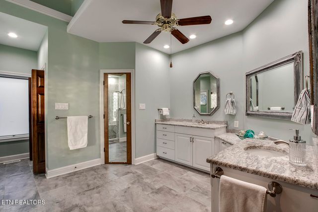 129 Kiowa Way, Loudon, TN 37774