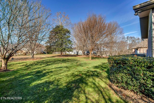 129 Kiowa Way, Loudon, TN 37774