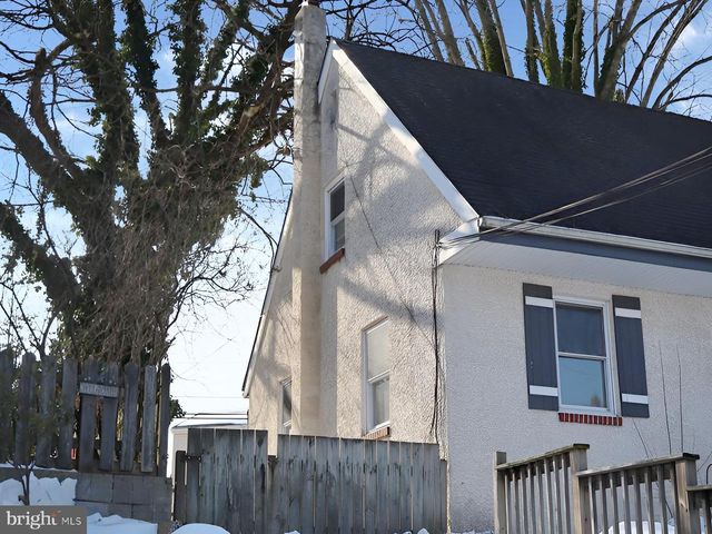 1316 BULLENS LN, Woodlyn, PA 19094