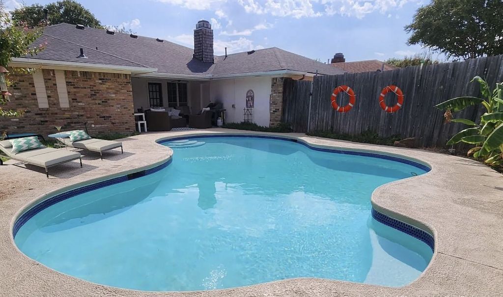 4121 Midnight Drive, Plano, TX 75093
