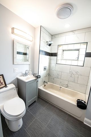 10151 S Avenue M, Chicago, IL 60617