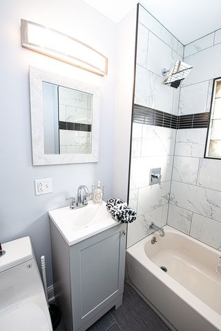 10151 S Avenue M, Chicago, IL 60617