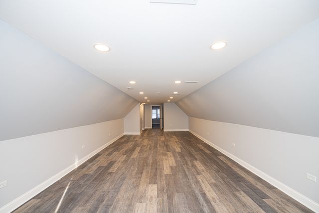 10151 S Avenue M, Chicago, IL 60617
