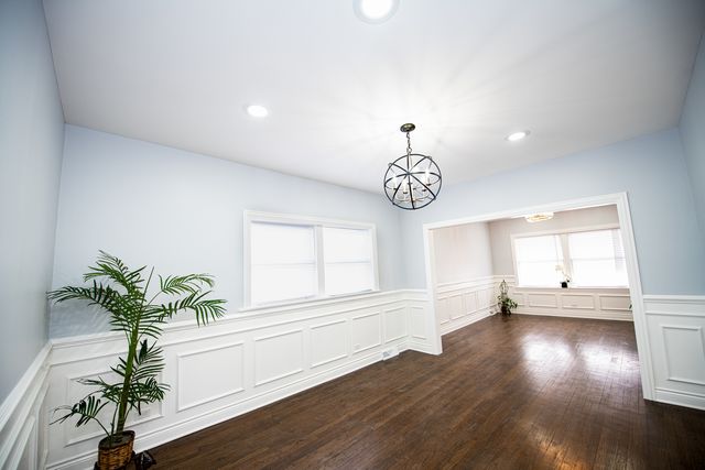 10151 S Avenue M, Chicago, IL 60617