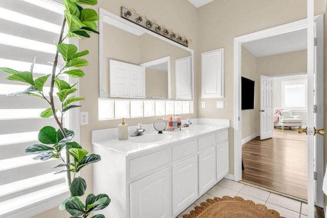 1044 ANCHOR Point, Delray Beach, FL 33444