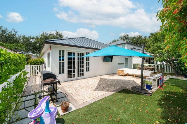 1044 ANCHOR Point, Delray Beach, FL 33444