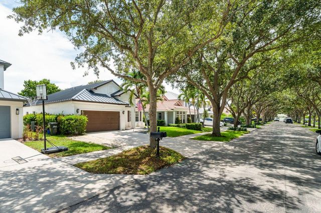 1044 ANCHOR Point, Delray Beach, FL 33444
