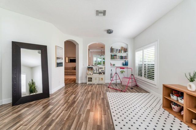 1044 ANCHOR Point, Delray Beach, FL 33444