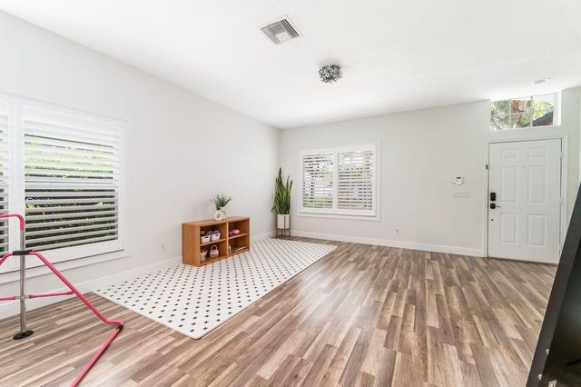 1044 ANCHOR Point, Delray Beach, FL 33444