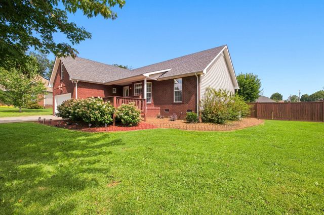 106 Teton Ct, Portland, TN 37148