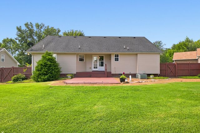 106 Teton Ct, Portland, TN 37148