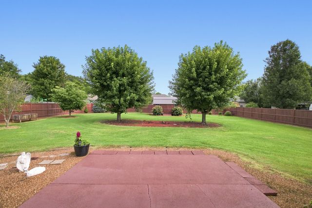 106 Teton Ct, Portland, TN 37148