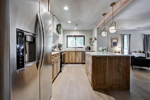 2520 Huntleigh Drive, Oklahoma City, OK 73120
