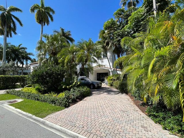 1443 W 21st St, Miami Beach, FL 33140