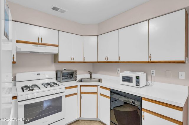 3 Alcott Court, Freehold, NJ 07728