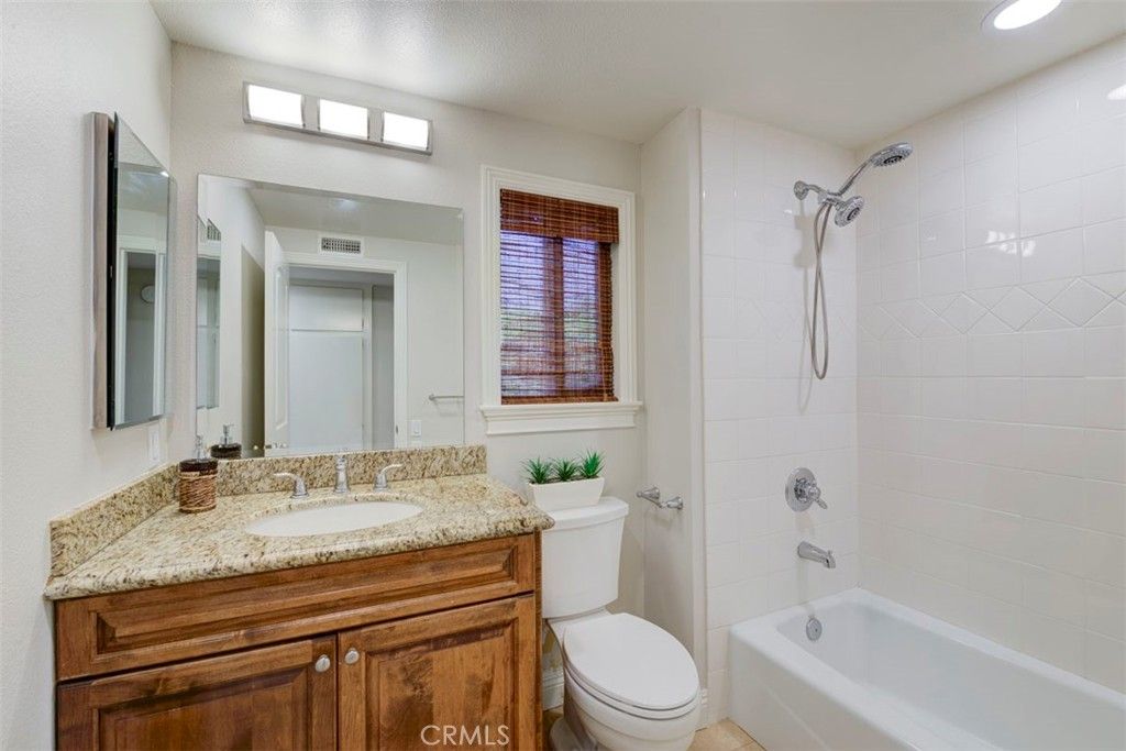 Image 11 of property listing at 26461 Via Lara, Mission Viejo, CA 92691