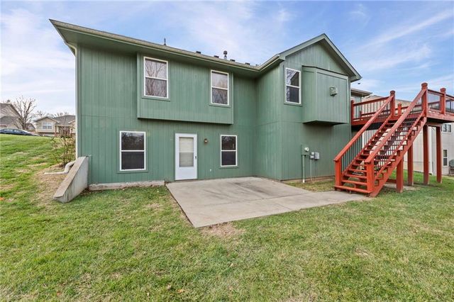 4923 Parkway Drive, Leavenworth, KS 66048