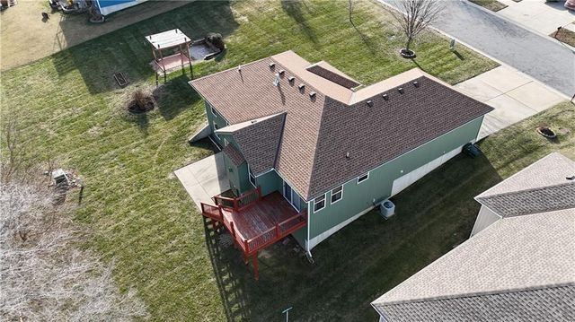 4923 Parkway Drive, Leavenworth, KS 66048