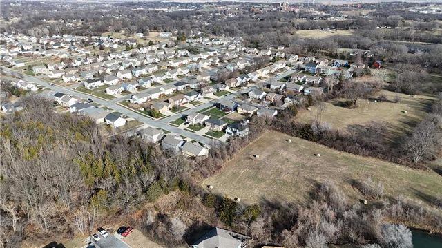 4923 Parkway Drive, Leavenworth, KS 66048