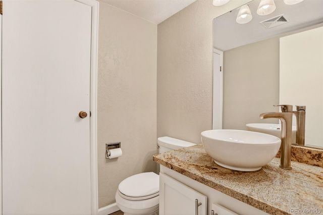 7853 W 87th Drive, Arvada, CO 80005