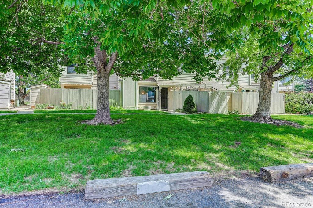 7853 W 87th Drive, Arvada, CO 80005