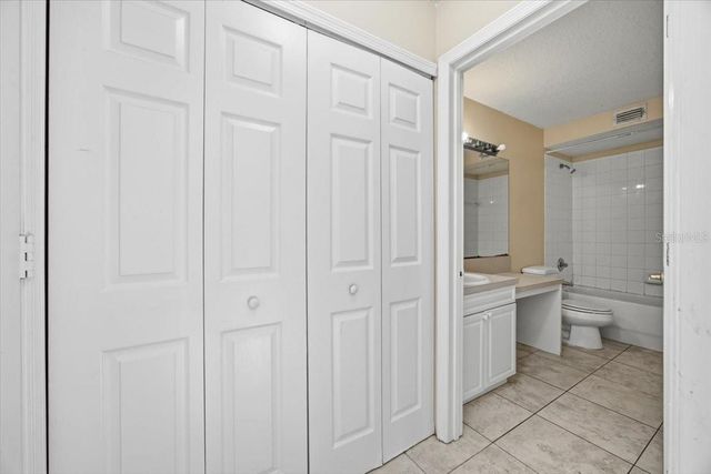 2918 FAN PALM DRIVE Front unit, Davenport, FL 33897