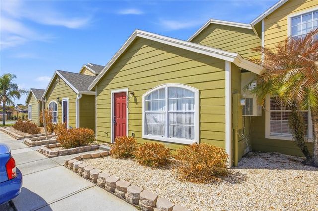 2918 FAN PALM DRIVE Front unit, Davenport, FL 33897