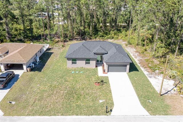 3417 71st St W, Lehigh Acres, FL 33971