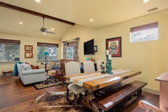 525 Packer LN, Wimberley, TX 78676
