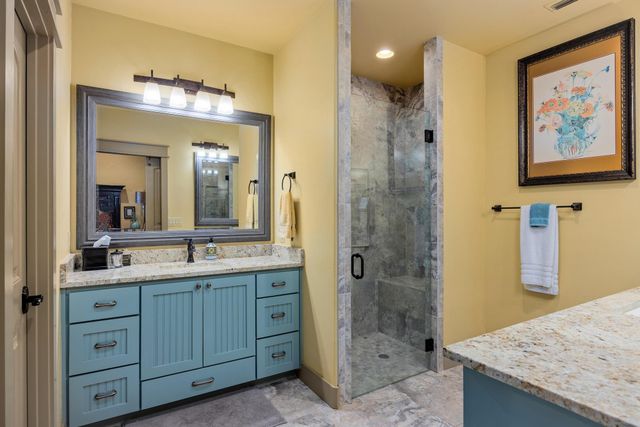 525 Packer LN, Wimberley, TX 78676