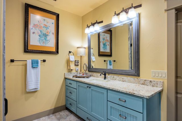 525 Packer LN, Wimberley, TX 78676