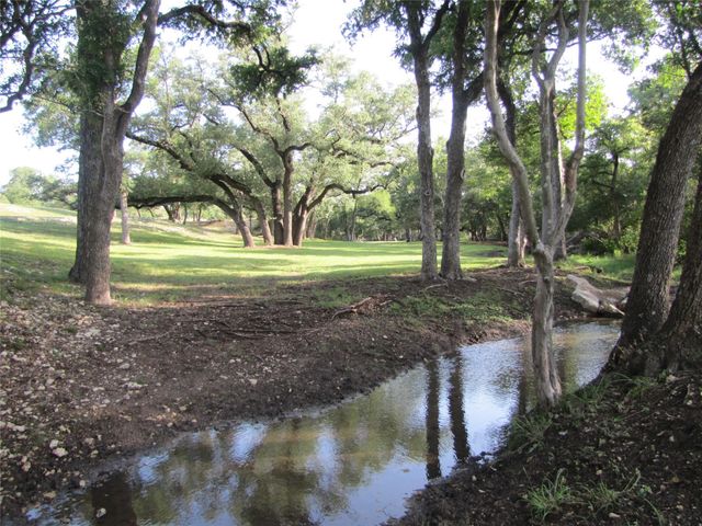 525 Packer LN, Wimberley, TX 78676