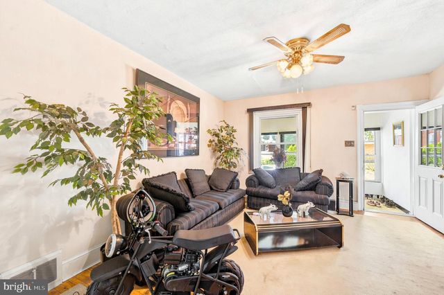 236 PUSEY AVE, Darby, PA 19023