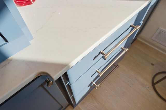 2648 Mackubin Street, Roseville, MN 55113