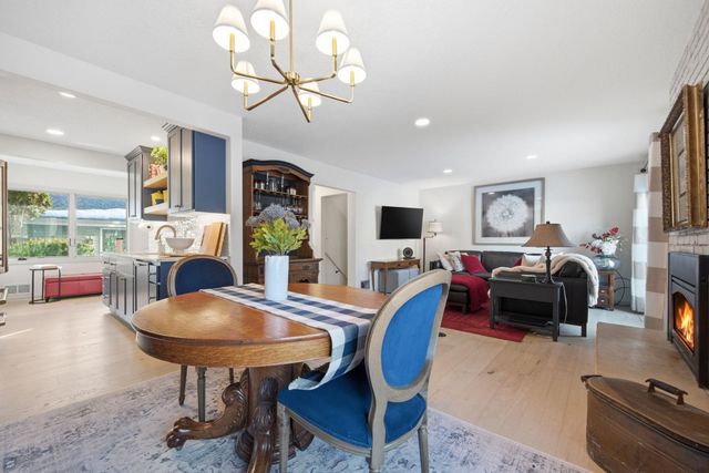 2648 Mackubin Street, Roseville, MN 55113