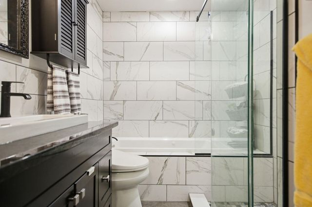 2648 Mackubin Street, Roseville, MN 55113