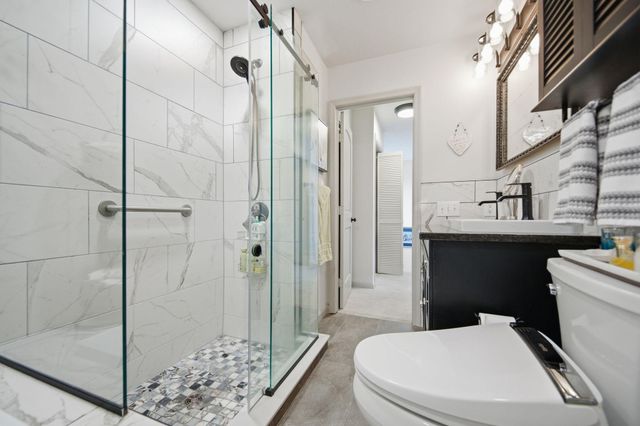 2648 Mackubin Street, Roseville, MN 55113