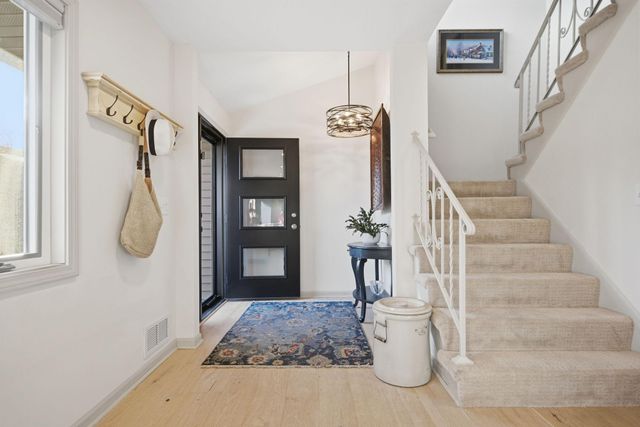 2648 Mackubin Street, Roseville, MN 55113