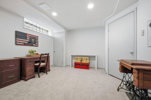 2648 Mackubin Street, Roseville, MN 55113