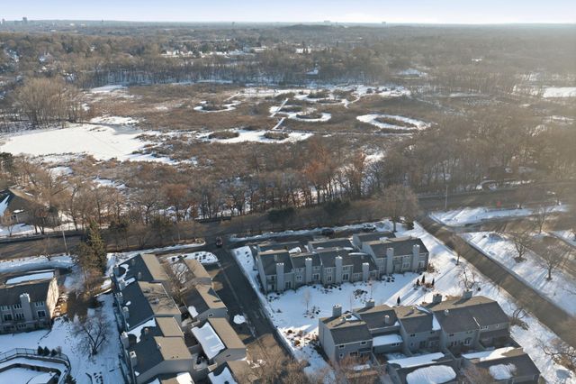 2648 Mackubin Street, Roseville, MN 55113