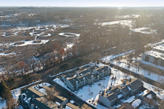 2648 Mackubin Street, Roseville, MN 55113