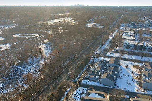 2648 Mackubin Street, Roseville, MN 55113