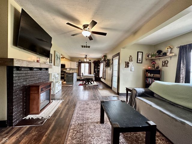 4168 S County Road 325 W, Greencastle, IN 46135