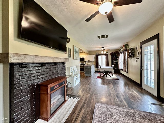 4168 S County Road 325 W, Greencastle, IN 46135