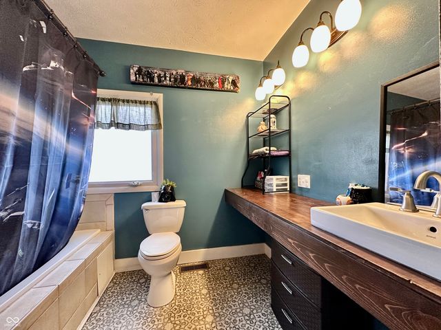 4168 S County Road 325 W, Greencastle, IN 46135