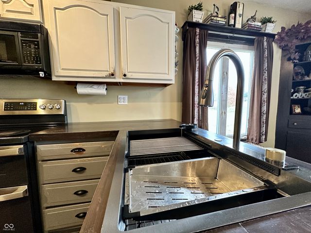 4168 S County Road 325 W, Greencastle, IN 46135